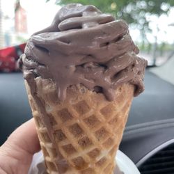The Ice Cream Show - Chocolate with Reese's