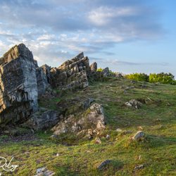 Beacon Hill Country Park - Rocks in the morning sunlight