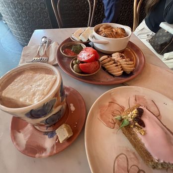Loquat - Hot Chocolate - Bakeries Near Me - San Francisco, California