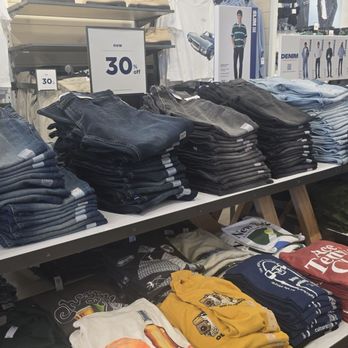 Old Navy - Clothing - Women's Clothing Near Me - Ballwin, Missouri
