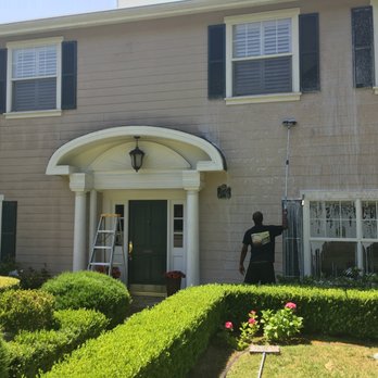 J & R Mobile Pressure Washing - Beginning stages of cleaning the house washing... - Pressure Washers Near Me J & R Mobile Pressure Washing - Beginning stages of cleaning the house washing... - Pressure Washers Near Me