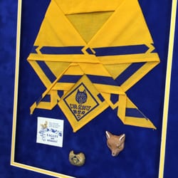 Framecrafters - Keepsakes framed professionally.