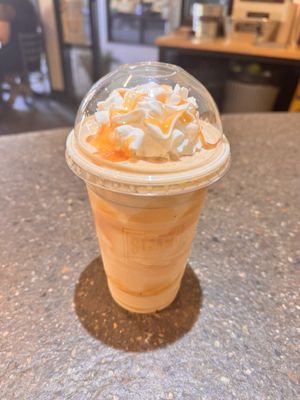 Steamies Burger Bar by null