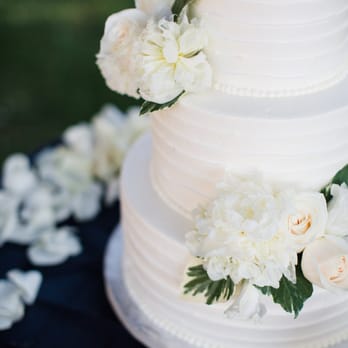Simply Sweet Cakery - Clean and classic without the topper - Bakeries Near Me - Costa Mesa, California