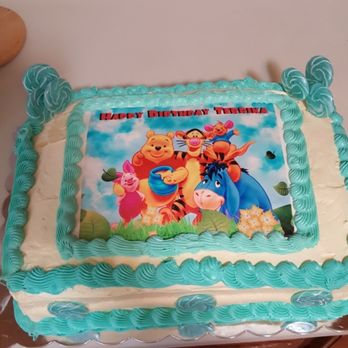 Twisted or Naw - a winnie the pooh birthday cake - Cupcakes Near Me Twisted or Naw - a winnie the pooh birthday cake - Cupcakes Near Me