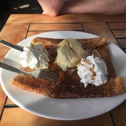 Crêperie Les Deux Frères - Caramel apple crepe