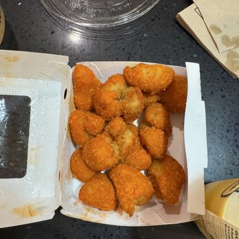 Salad House - CAULIFLOWER BITES buffalo style - Salad Near Me - New York, New York Salad House - CAULIFLOWER BITES buffalo style - Salad Near Me - New York, New York