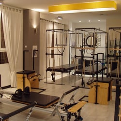 Pilates Body & Soul - Sala de pilates en máquinas