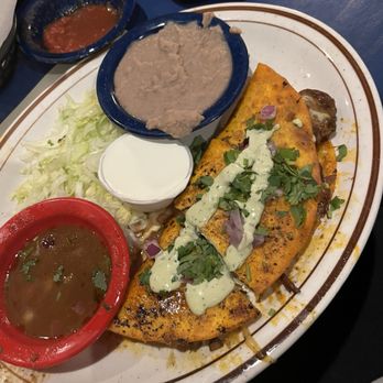Manny's Mexican Restaurant - Birria Quesadilla's - Mexican Near Me - Kansas City, Missouri
