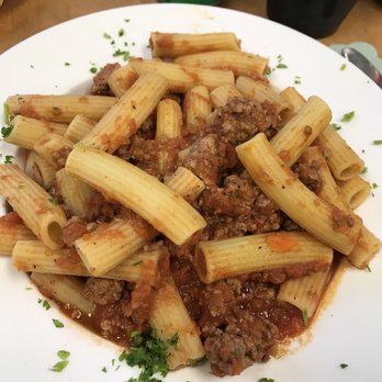 Spaghetto - Macaroni with Bolognese sauce - Italian Near Me - Davie, Florida Spaghetto - Macaroni with Bolognese sauce - Italian Near Me - Davie, Florida