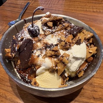 Nick's On State - Vanilla Fudge Sundae - New American Near Me - Carlsbad, California Nick's On State - Vanilla Fudge Sundae - New American Near Me - Carlsbad, California