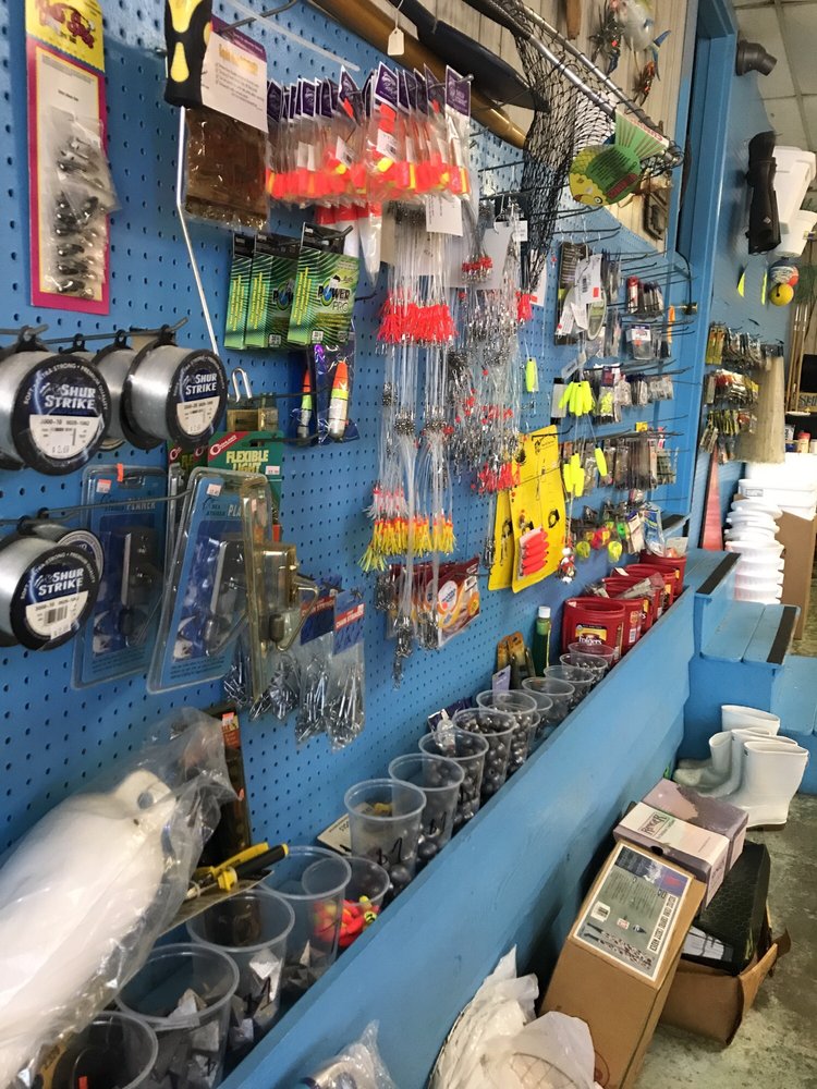 HOLDEN BEACH SEAFOOD Updated September 2024 27 Photos 2224 Holden