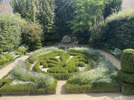 Hôtel de Caumont by null