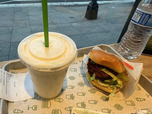Shake Shack Dupont Circle by null