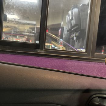 Taco Bell - No one there to help been sitting in the car for over 5 mins - Fast Food Near Me - Whitestown, Indiana Taco Bell - No one there to help been sitting in the car for over 5 mins - Fast Food Near Me - Whitestown, Indiana