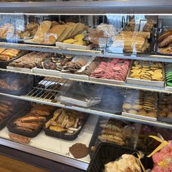 B & L Deli