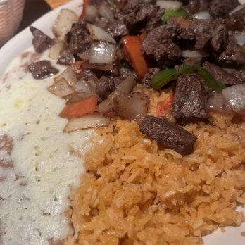 Barragan's - Steak Picado Special Dinner - Mexican Near Me - Burbank, California