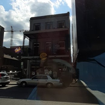 Daisy Mae’s - Outside restaurant - Breakfast & Brunch Near Me - New Orleans, Louisiana