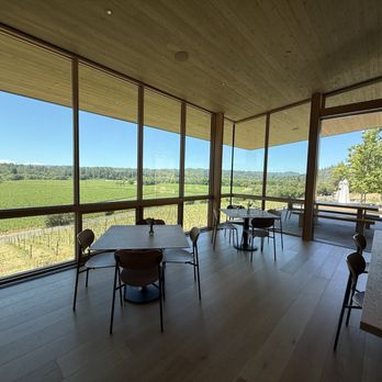 Auteur Russian River - Wine Tasting Room Near Me - Healdsburg, California