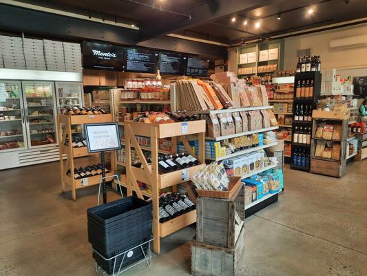 Monte's Fine Foods by null