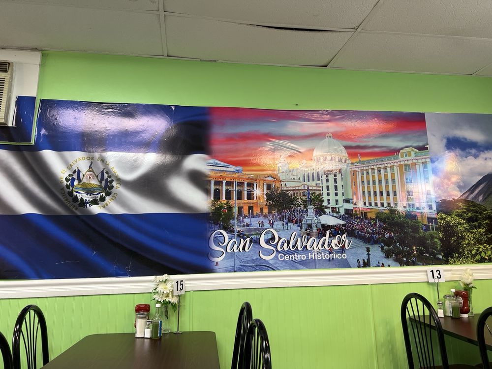Taqueria y Pupuseria Noemy
