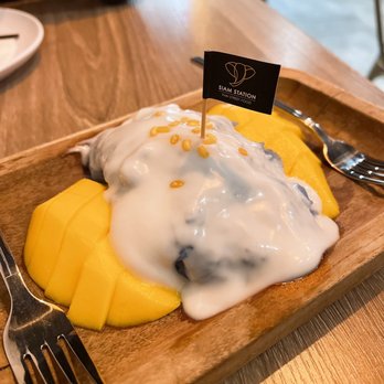 Siam Station - Mango sticky rice - Thai Near Me - Irvine, California