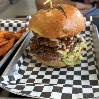 Thunder Bacon Burger - Amazing big kahuna! The sauces combo topped it!! The patty had crunch on the sides!!!! Sooooo good and filling! - Burgers Near Me - Tucson, Arizona Thunder Bacon Burger - Amazing big kahuna! The sauces combo topped it!! The patty had crunch on the sides!!!! Sooooo good and filling! - Burgers Near Me - Tucson, Arizona