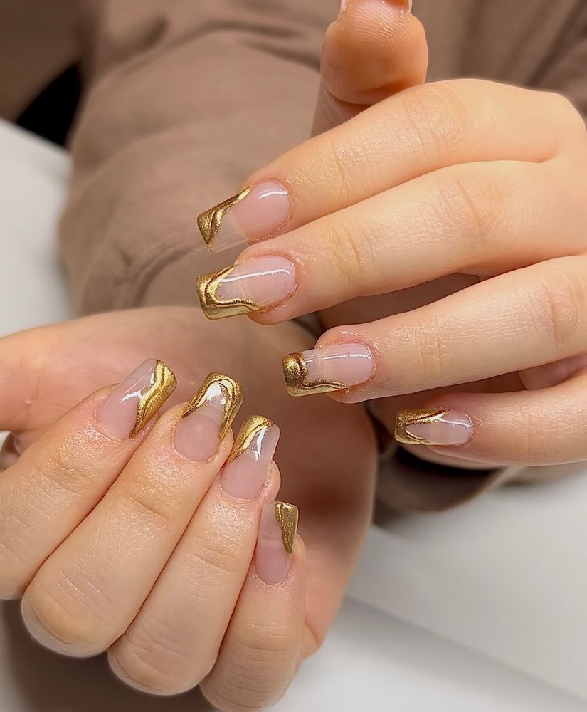 Lash & Glow Studio  Logo