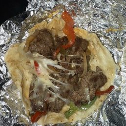 Beef fajita with mozz cheese - perfection! Beef fajita with mozz cheese - perfection!