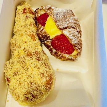 Paris Baguette - doughnut & croisant - Coffee & Tea Near Me - Las Vegas, Nevada Paris Baguette - doughnut & croisant - Coffee & Tea Near Me - Las Vegas, Nevada