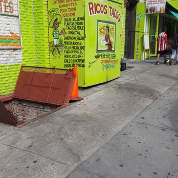 Ricos Tacos - How could you just walk past that and not get a taco? - Mexican Near Me - Brooklyn, New York