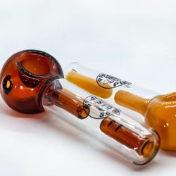 Lake Travis Smoke Shoppe - Papa's self leveling pocket water pipe! Best travel water pipe on the market.
