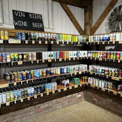 La Ferme Quinn - If you're into craft beers there's lots to choose!