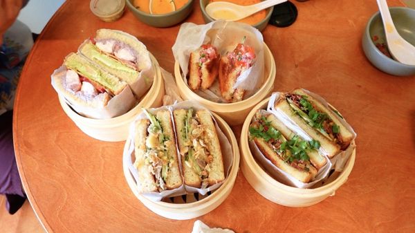Vuji Cafe & Catering by null