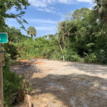 Lake Monroe Park - Camping site 6 - Parks Near Me - Debary, Florida Lake Monroe Park - Camping site 6 - Parks Near Me - Debary, Florida