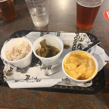 Peg Leg Porker - Barbecue green beans, mac & cheese chicken salad in a black Abbey beer lager. - Barbeque Near Me - Nashville, Tennessee Peg Leg Porker - Barbecue green beans, mac & cheese chicken salad in a black Abbey beer lager. - Barbeque Near Me - Nashville, Tennessee