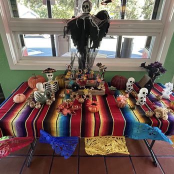 Chelino's Mexican Restaurant - Seasonal decor - Mexican Near Me - Santa Rosa, California Chelino's Mexican Restaurant - Seasonal decor - Mexican Near Me - Santa Rosa, California