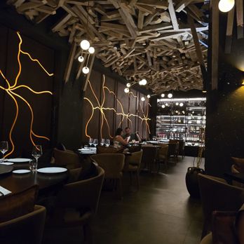 RO Steakhouse - Dining room - Steakhouses Near Me - Coral Gables, Florida RO Steakhouse - Dining room - Steakhouses Near Me - Coral Gables, Florida