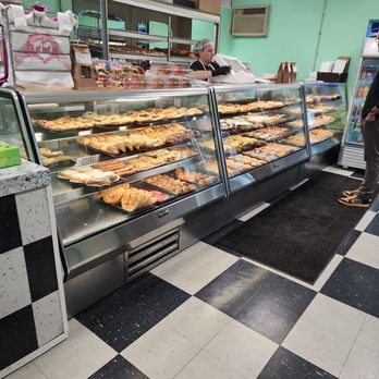 Golden Hands Bakery - Donuts Near Me - Cincinnati, Ohio