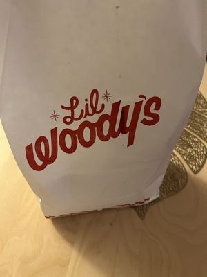 Lil Woody's White Center by null