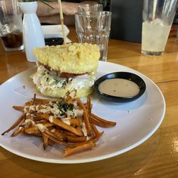 Hakane Sushi - Sushi burger