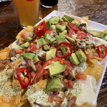 Finney's Crafthouse - Carnitas Nachos - New American Near Me - Laguna Beach, California