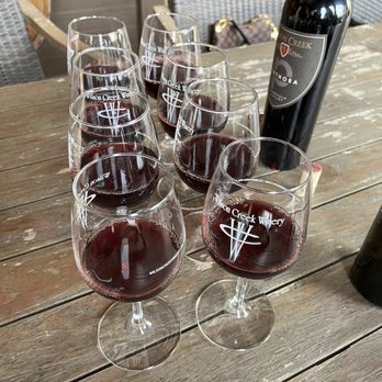Creekside Grille Restaurant - Wine down - New American Near Me - Temecula, California