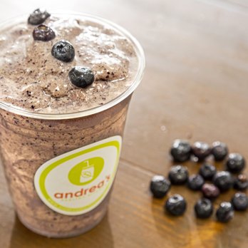 Andrea's Healthy Kitchen - Blueberry Smoothie - Juice Bars & Smoothies Near Me - El Monte, California
