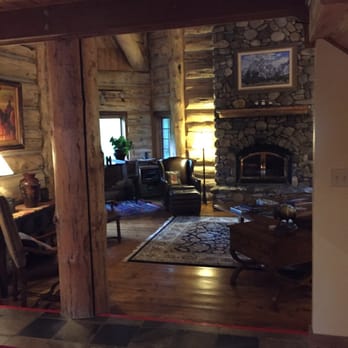 Bentwood Inn - Bed & Breakfast Near Me - Wilson, Wyoming