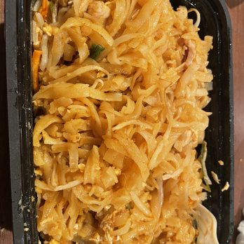 Riverside Thai Kitchen - 51. Pad Thai - Thai Near Me - Riverside, California