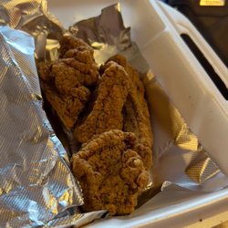 Bobby B's Southern Cooking & More - Fried ribs