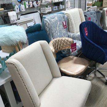 HomeGoods - Furniture Stores Near Me - Cerritos, California