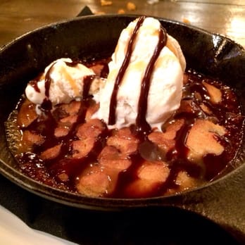 Oak Wood Fire Kitchen - Delicious hot cookie dessert at Oak wood fire kitchen - Pizza Near Me - Draper, Utah Oak Wood Fire Kitchen - Delicious hot cookie dessert at Oak wood fire kitchen - Pizza Near Me - Draper, Utah
