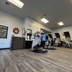 InStyle Hair & Nails